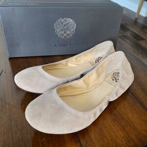 NEW IN BOX Vince Camuto Ellen suede flats
